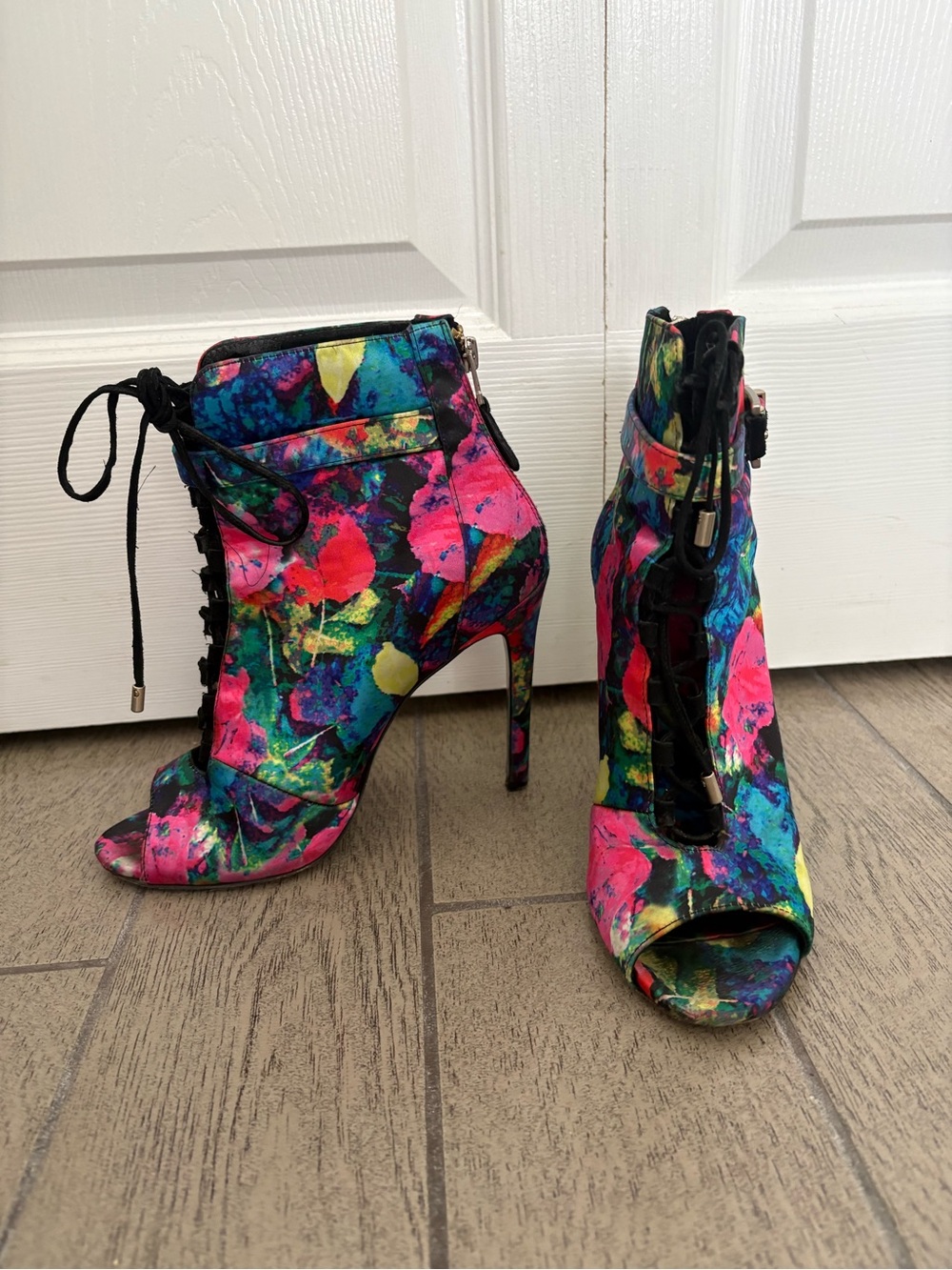 Brian Atwood Multicolor Floral Lace-Up Peep Toe Heeled Booties